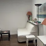 Beautiful Flat Champs-Elysee